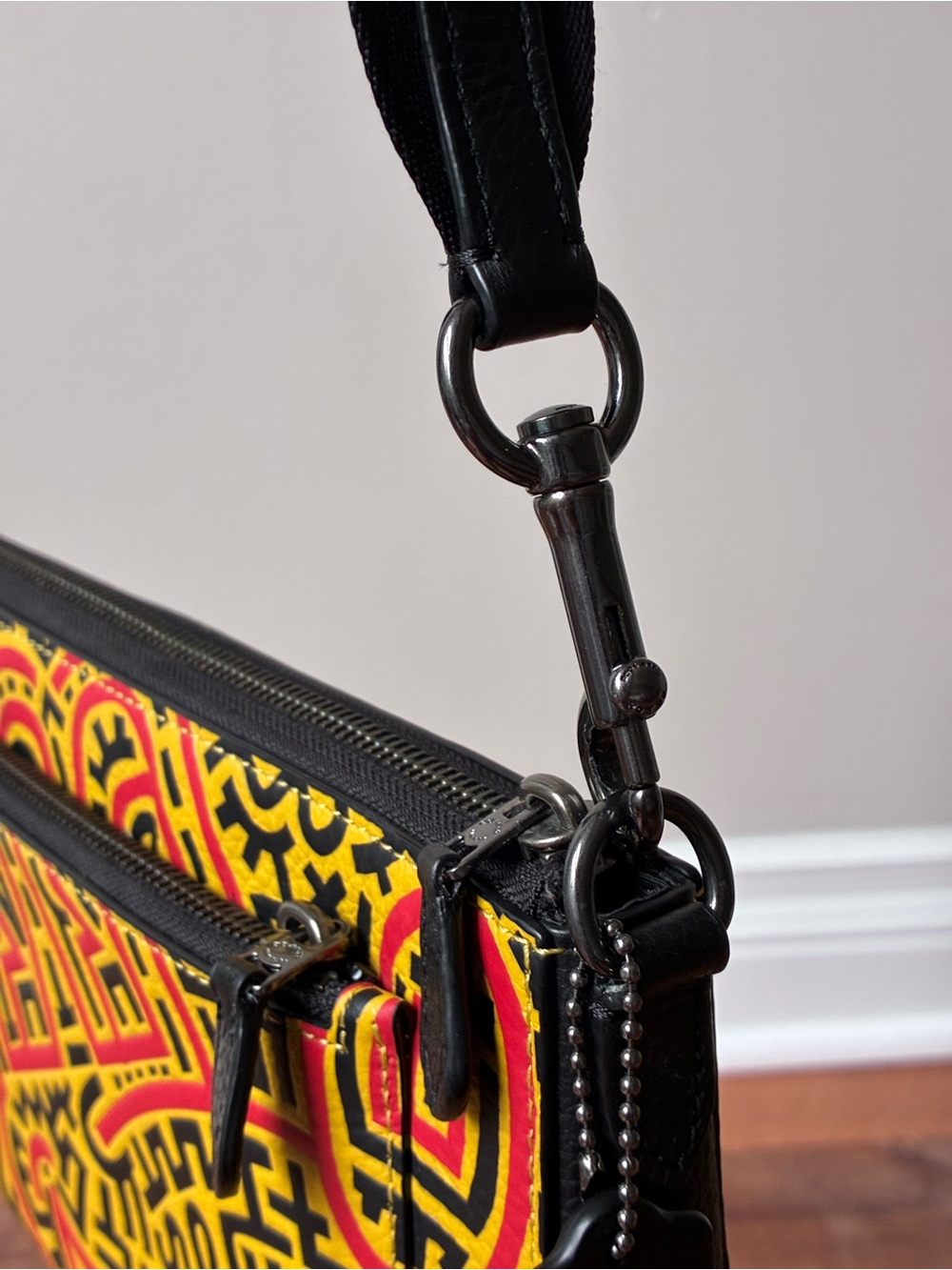 Coach x Disney Mickey Mouse x Keith Haring Holden Crossbody & Zipper Pouch C6911 - Picture 8 of 16